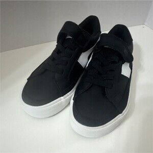 dot & zazz kids sneakers size 11M black white hook & loop casual shoes